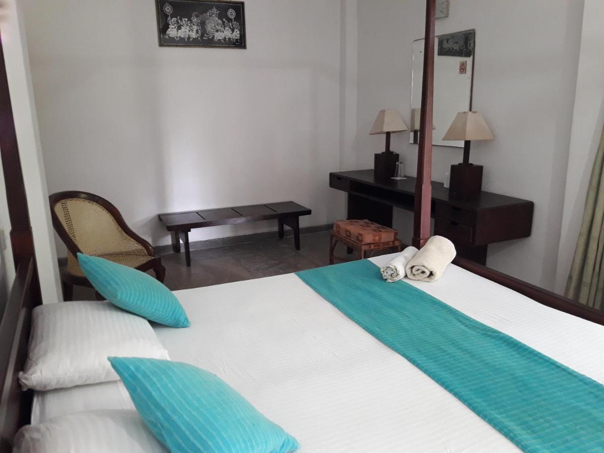 Sea Front Hikkaduwa Exterior foto