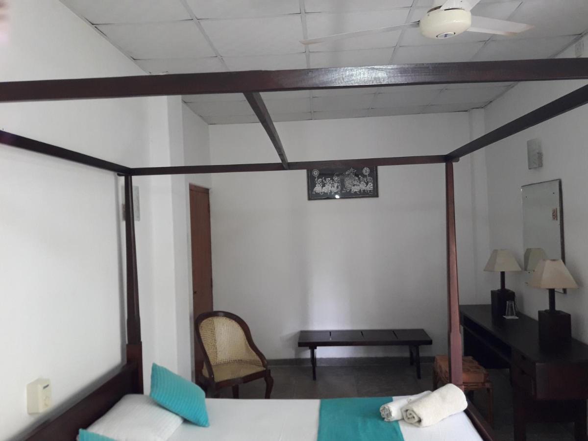 Sea Front Hikkaduwa Exterior foto